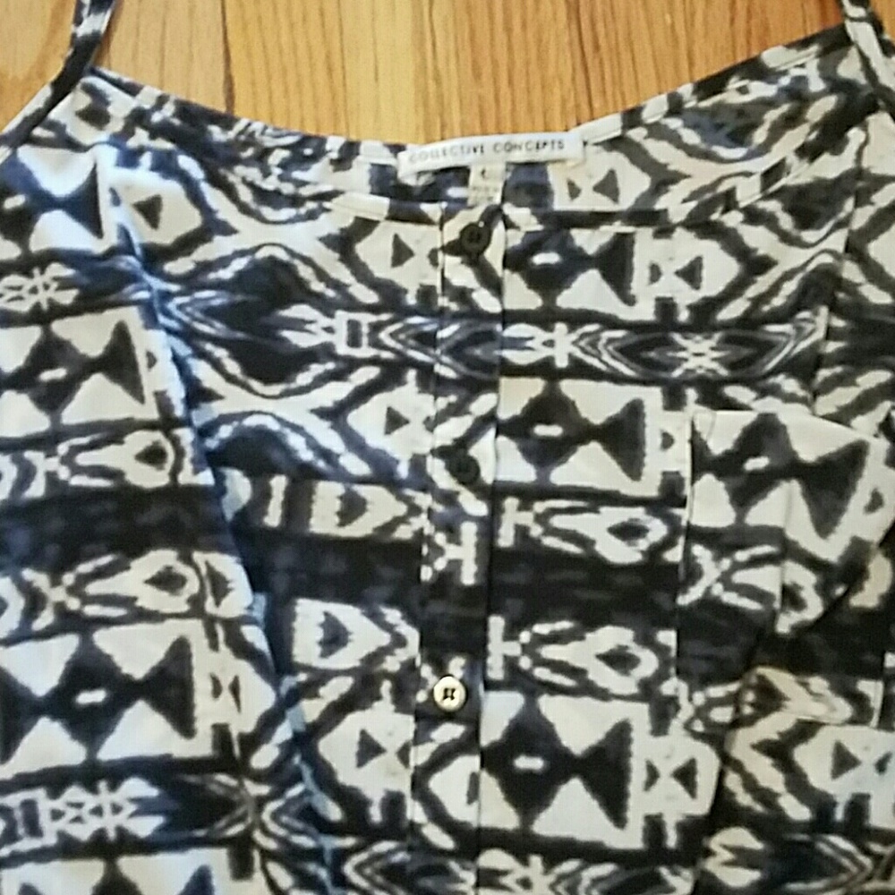 💎Collective Concepts Tank - Picture 2 of 3